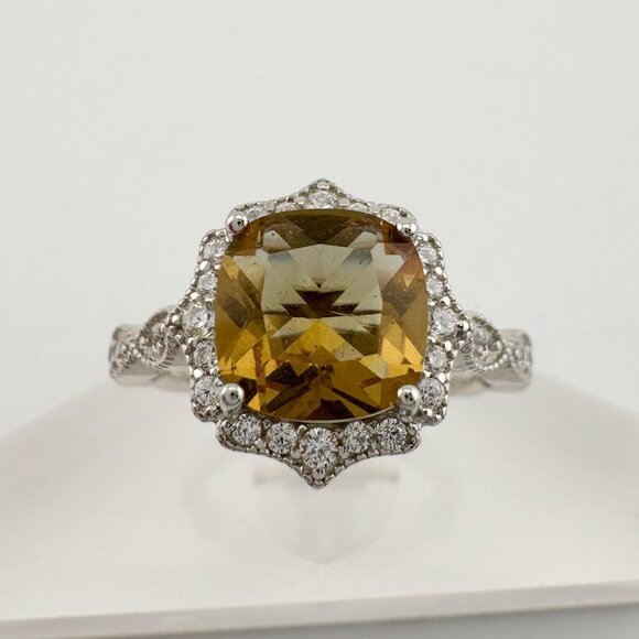 Pretty and Petite Antique Style Lab Created Sultanite Ring Size 8 - Picture 3 of 16